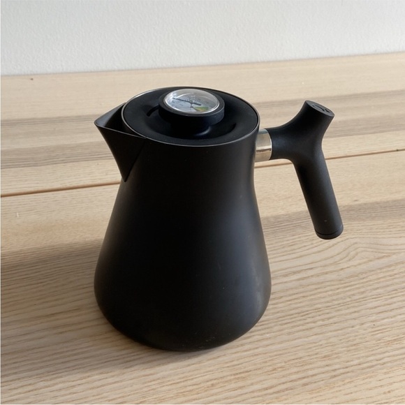 Fellow Raven Stovetop Tea Kettle Matte Black - Picture 3 of 6